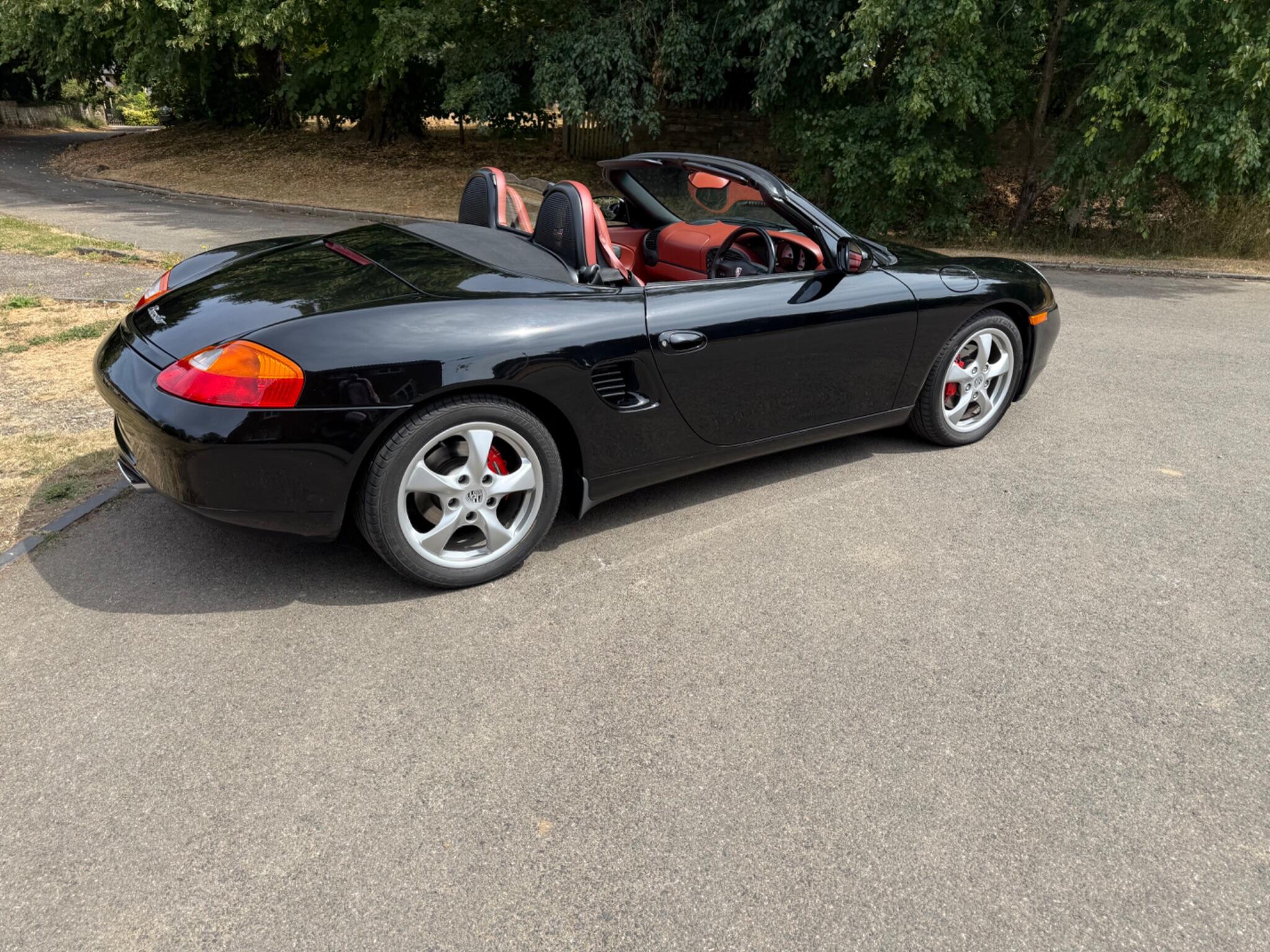 Porsche Boxster 2.7 986 2dr — photo 72 of 86